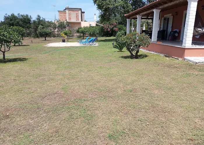 Detached With Sea Views At 度假居