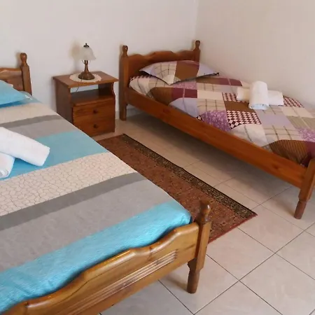 Сasa de vacaciones Detached With Sea Views At