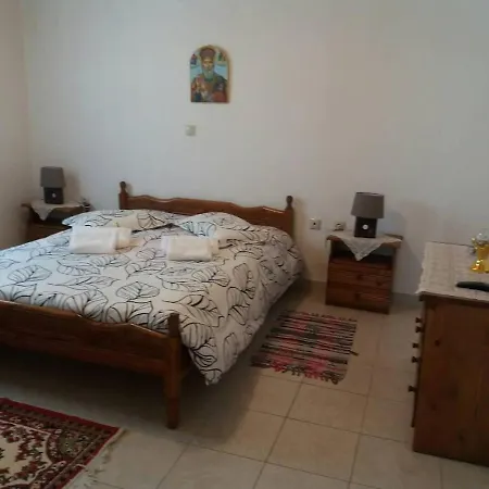 펜션 Detached With Sea Views At Halikounas